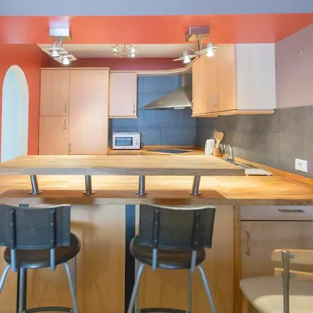 Marine Breeze Apartment